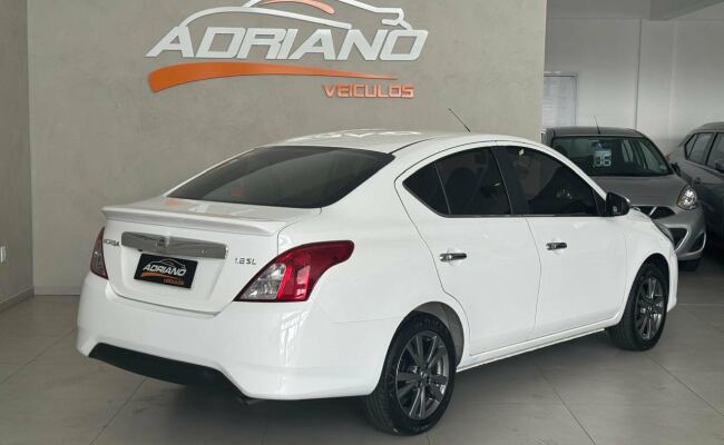 Nissan Versa