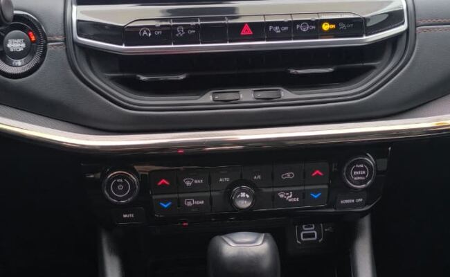 Jeep COMPASS  LIMITED