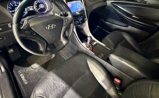 Hyundai SONATA