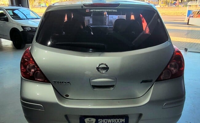 Nissan TIIDA