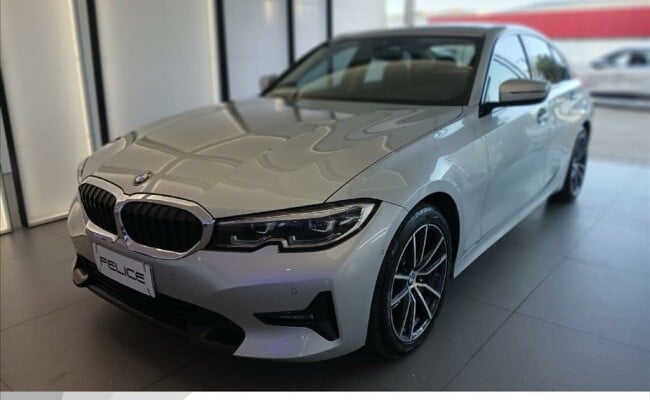 BMW 320I