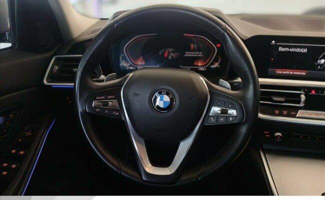 BMW 320I