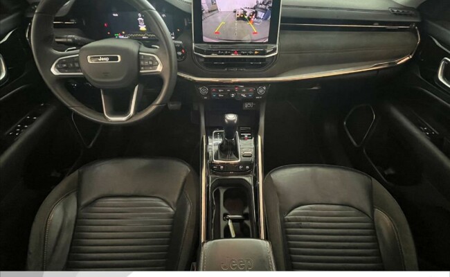 Jeep COMMANDER