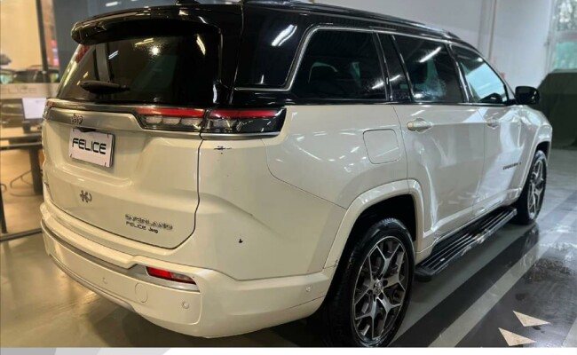 Jeep COMMANDER