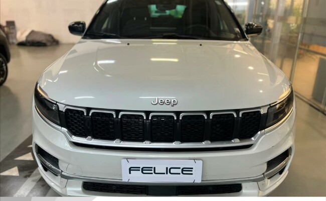 Jeep COMMANDER
