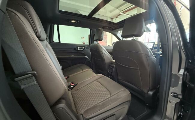 Jeep commander overl. 2.2 td 4x4 diesel aut.