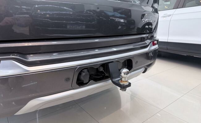 Jeep commander overl. 2.2 td 4x4 diesel aut.