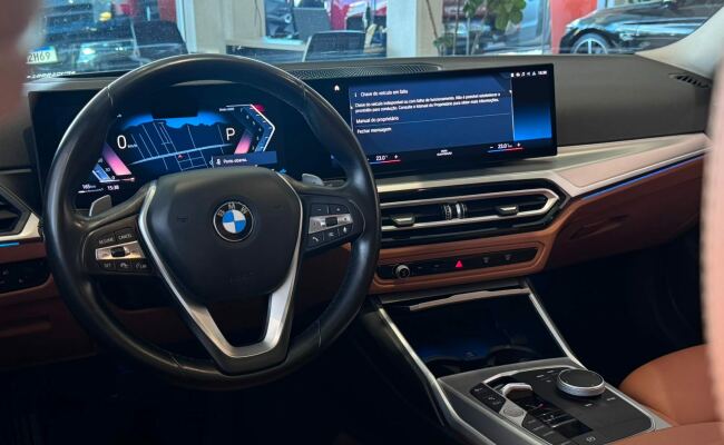 BMW 320I