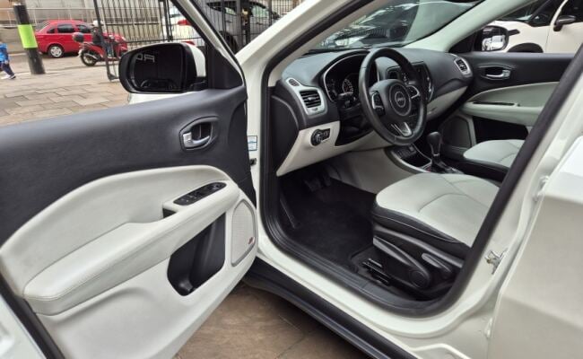 Jeep COMPASS 2.0 16V FLEX LONGITUDE AUTOMÁTICO