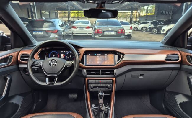 Volkswagen T-CROSS 1.0 200 TSI TOTAL FLEX COMFORTLINE AUTOMÁTICO