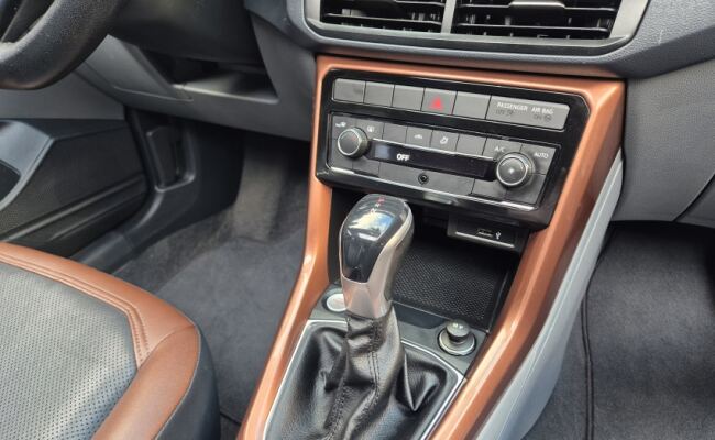 Volkswagen T-CROSS 1.0 200 TSI TOTAL FLEX COMFORTLINE AUTOMÁTICO