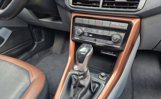 Volkswagen T-CROSS 1.0 200 TSI TOTAL FLEX COMFORTLINE AUTOMÁTICO