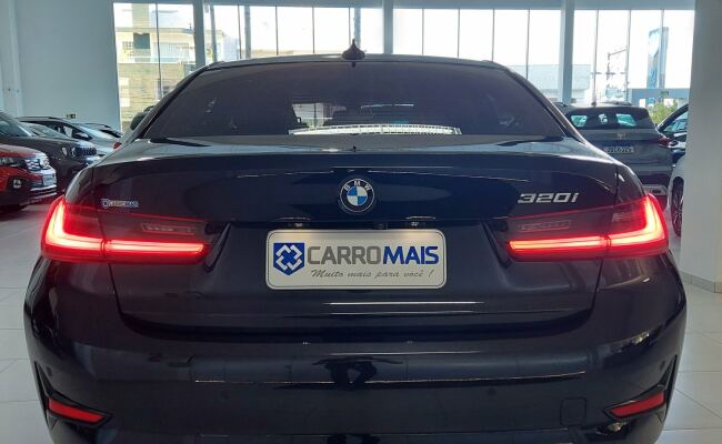 BMW 320i
