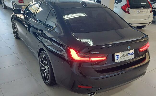 BMW 320i