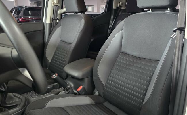 Nissan Frontier