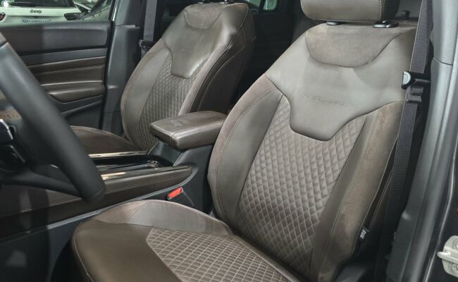 Jeep Commander