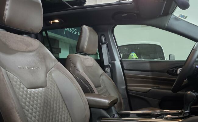 Jeep Commander