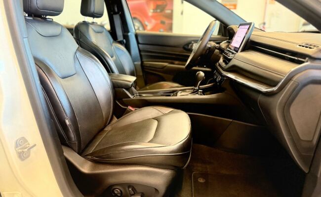 Jeep compass serie s t270 turbo flex aut.