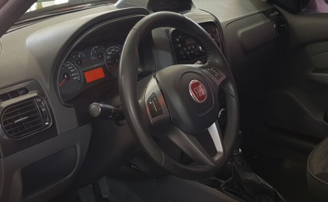 Fiat STRADA 1.8 MPI ADVENTURE CD 16V FLEX 3P MANUAL