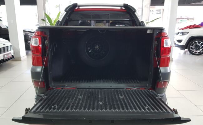 Fiat STRADA 1.8 MPI ADVENTURE CD 16V FLEX 3P MANUAL