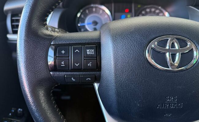 Toyota Hilux sw4