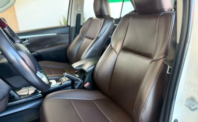 Toyota Hilux sw4