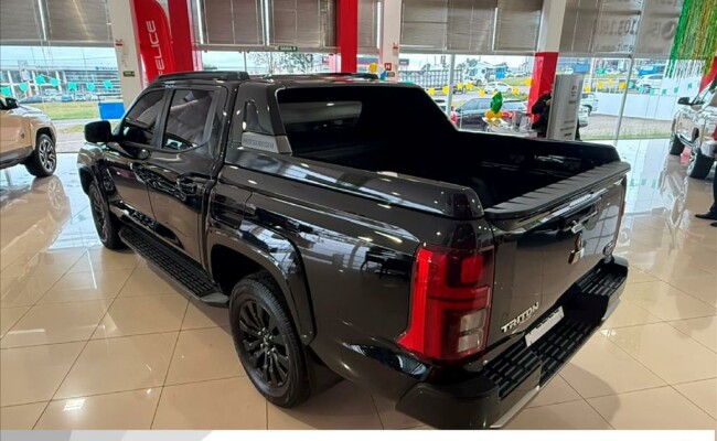 Mitsubishi TRITON