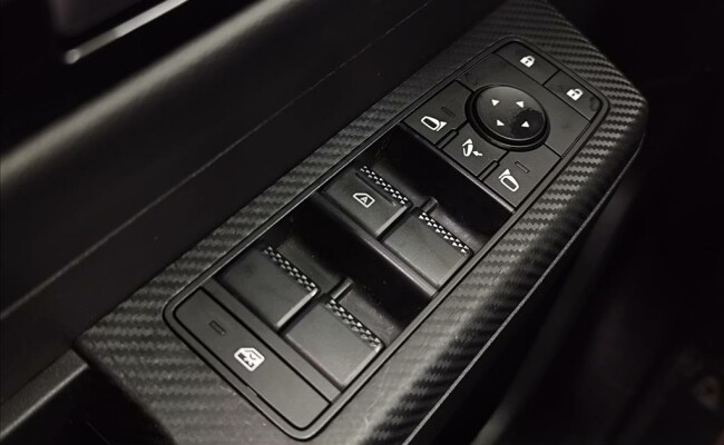 Mitsubishi TRITON