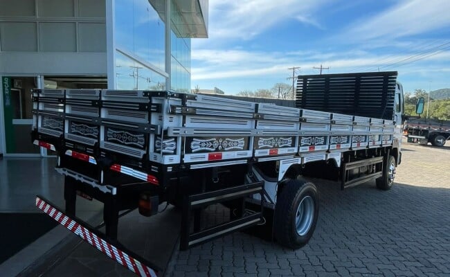 Ford CARGO