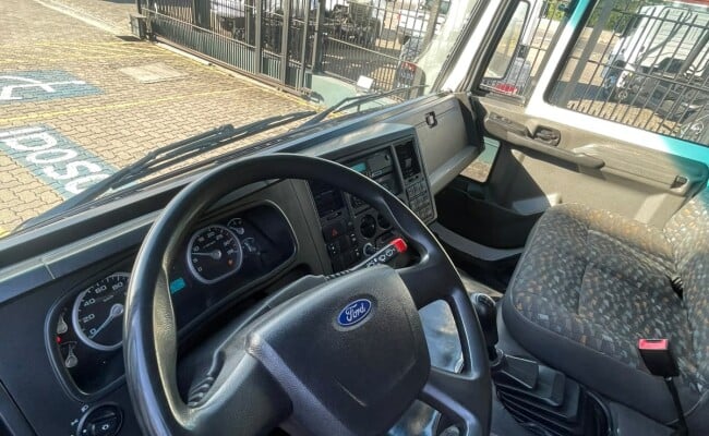 Ford CARGO