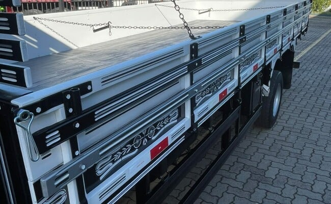 Ford CARGO
