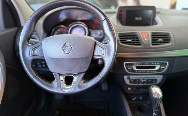 Renault FLUENCE