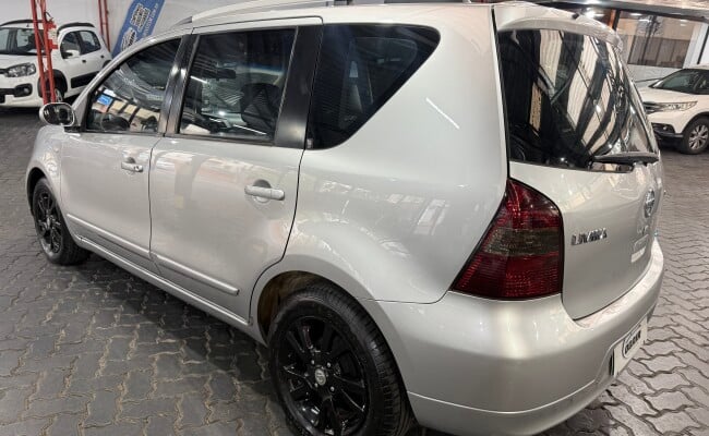 Nissan LIVINA
