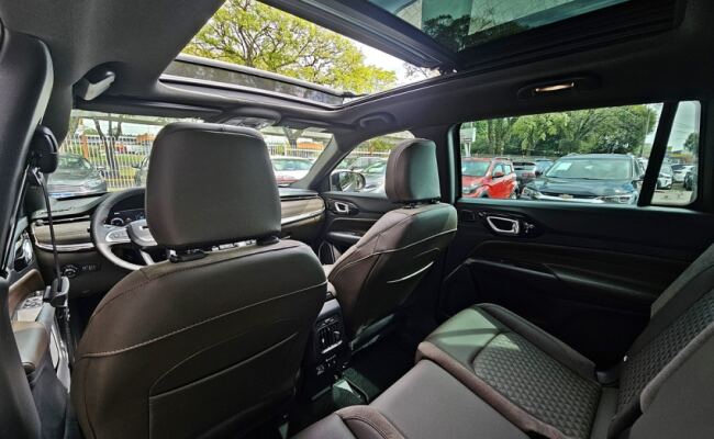 Jeep COMMANDER 1.3 T270 TURBO FLEX OVERLAND AT6