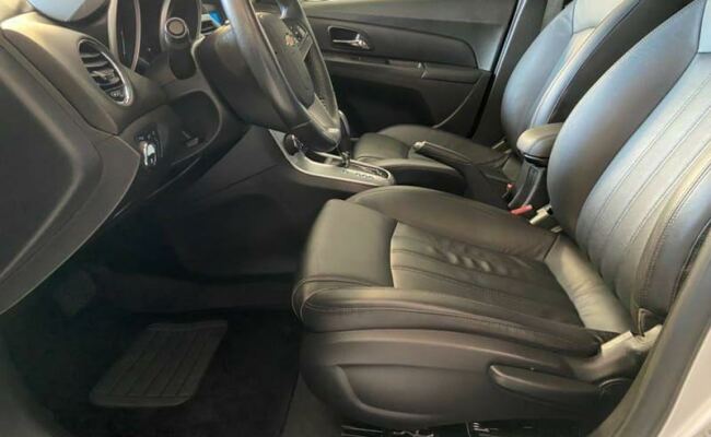 Chevrolet cruze 1.8 lt 16v flex 4p automatico