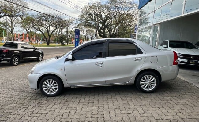 Toyota ETIOS