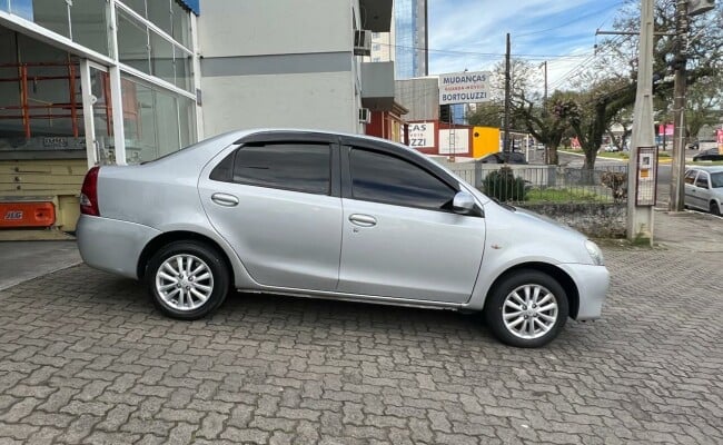 Toyota ETIOS