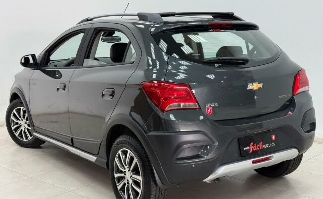 Chevrolet onix 1.4at act
