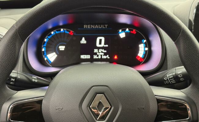 Renault kwid outsid 2