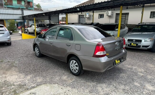 Toyota ETIOS