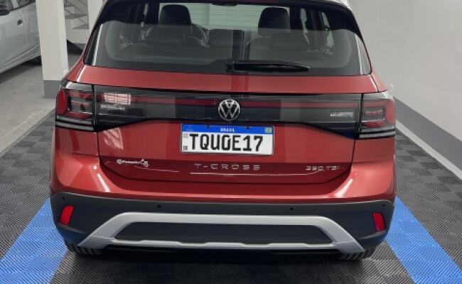 Volkswagen T-CROSS 1.4 250 TSI TOTAL FLEX HIGHLINE AUTOMÁTICO