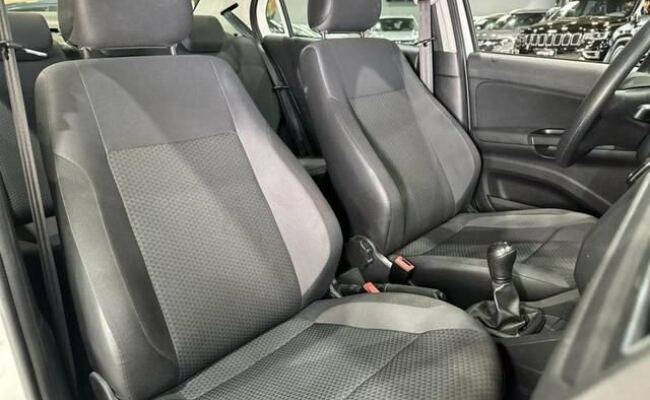 Volkswagen Voyage