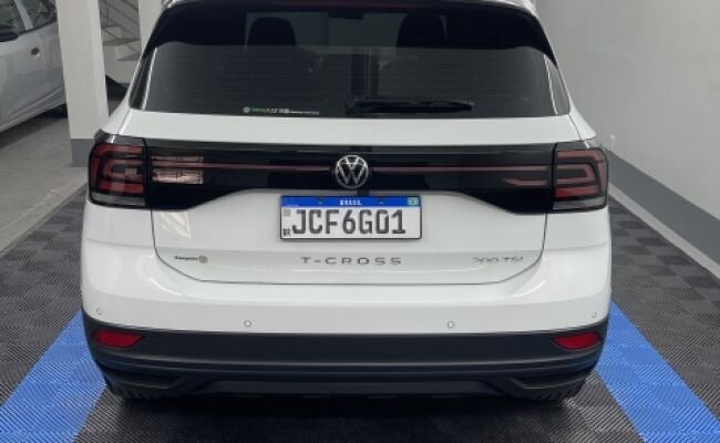 Volkswagen T-CROSS 1.0 200 TSI TOTAL FLEX AUTOMÁTICO