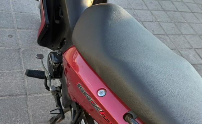 Honda C 100