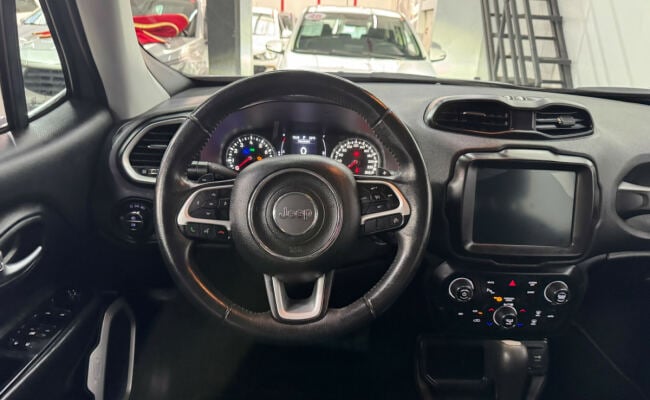 Jeep Renegade Longitude 1.8 4x2 Flex 16V Aut.