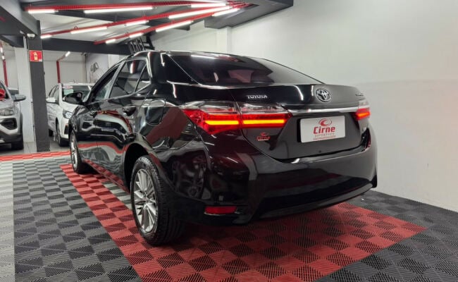 Toyota Corolla GLi Upper 1.8 Flex 16V Aut.