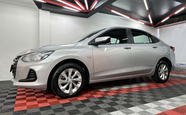 Chevrolet ONIX SEDAN Plus LT 1.0 12V Flex 4p Mec.