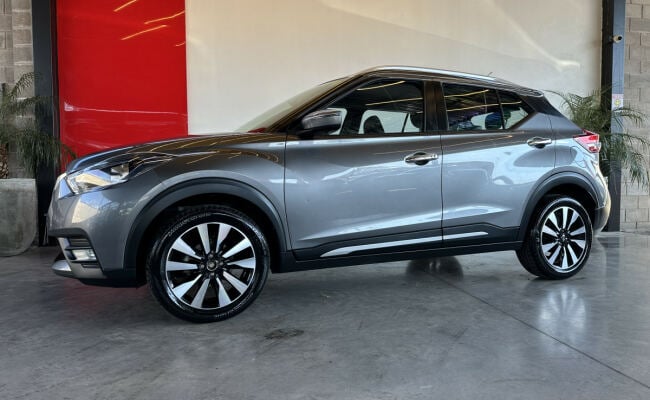 Nissan KICKS SL 1.6 16V FlexStar 5p Aut.