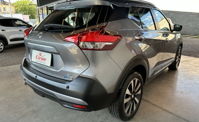 Nissan KICKS SL 1.6 16V FlexStar 5p Aut.
