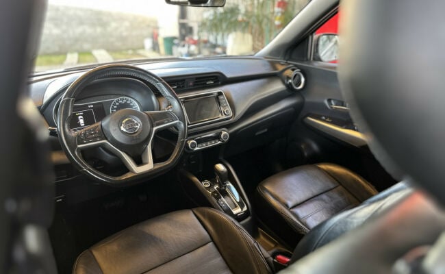 Nissan KICKS SL 1.6 16V FlexStar 5p Aut.